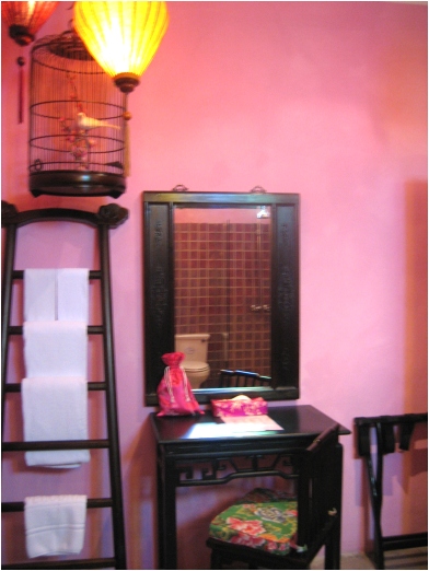 shanghai inn, bangkok